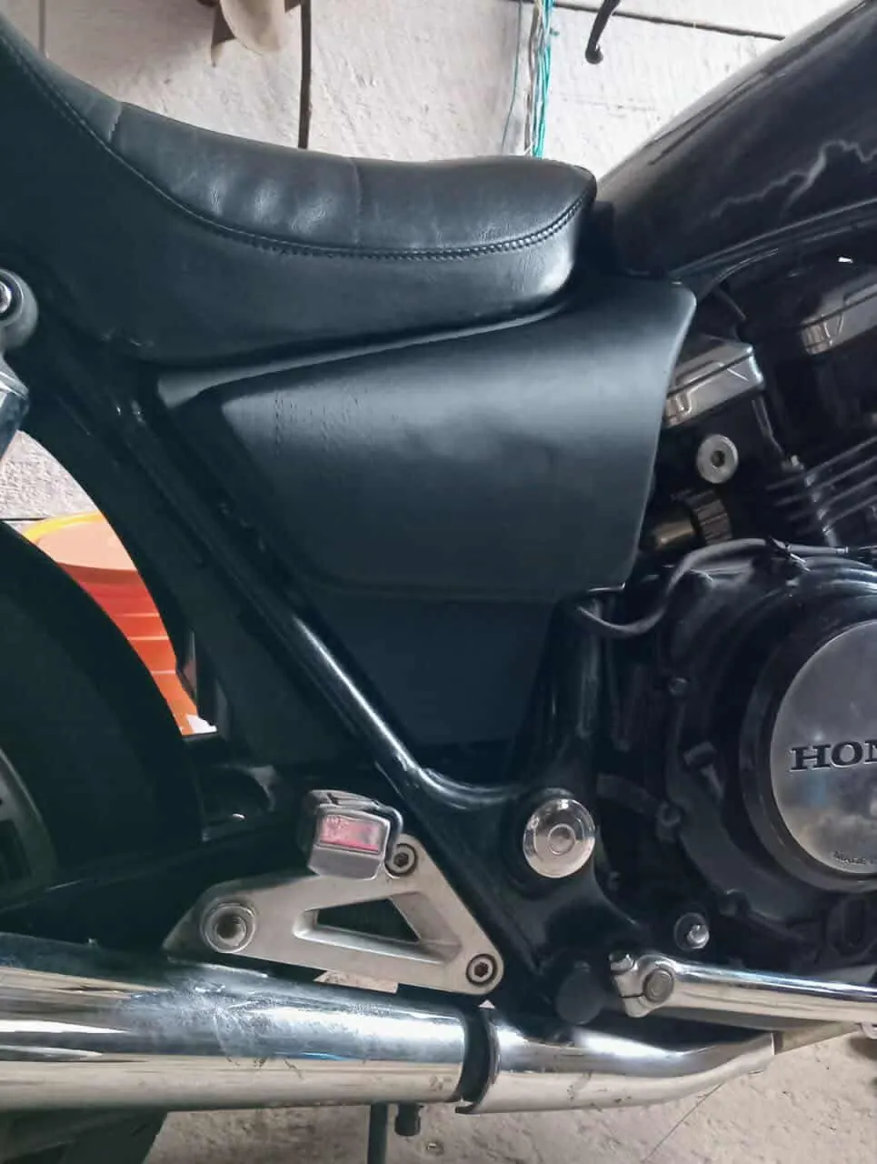 Honda V45 Magna right side cover (1982)